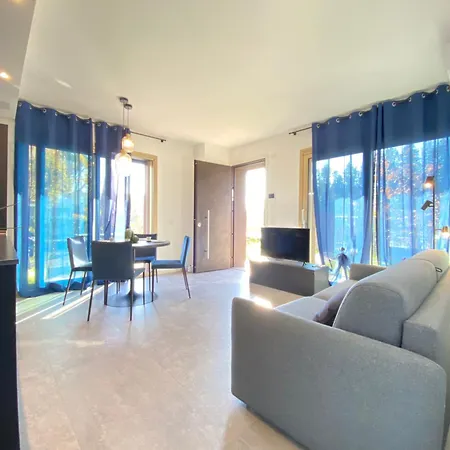 Residenza Cortemaggiore Luxury - Flexrent Immobiliare Abissinia ريتشيوني