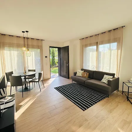 Residenza Cortemaggiore Luxury - Flexrent Immobiliare Abissinia Riccione