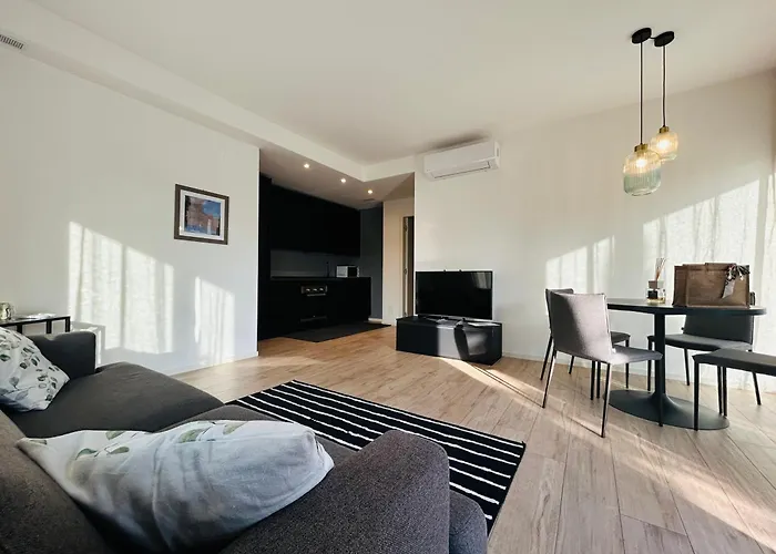 Daire Residenza Cortemaggiore Luxury - Flexrent Immobiliare Abissinia