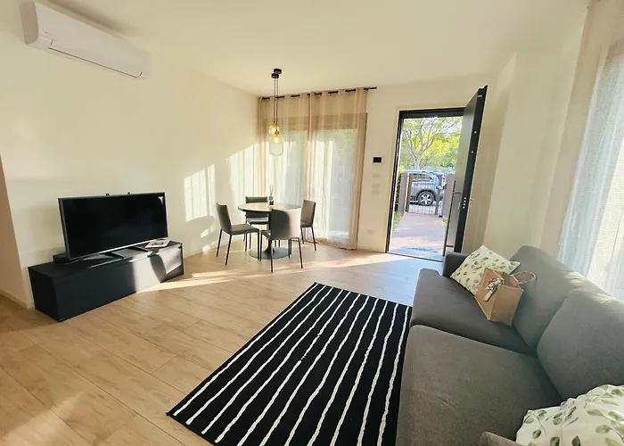 Residenza Cortemaggiore Luxury - Flexrent Immobiliare Abissinia *